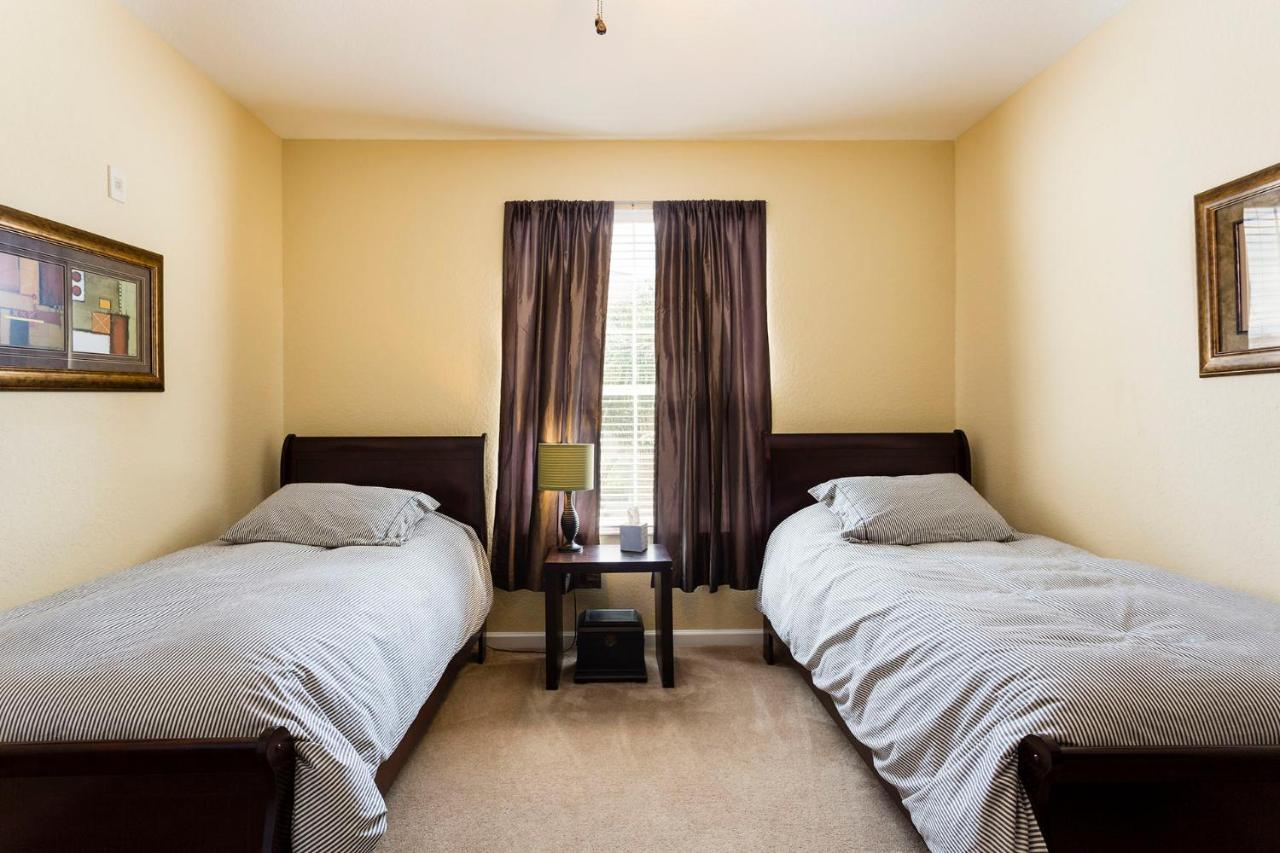 4br 2bath Balcony 5min Conv Center 2020ft Orlando