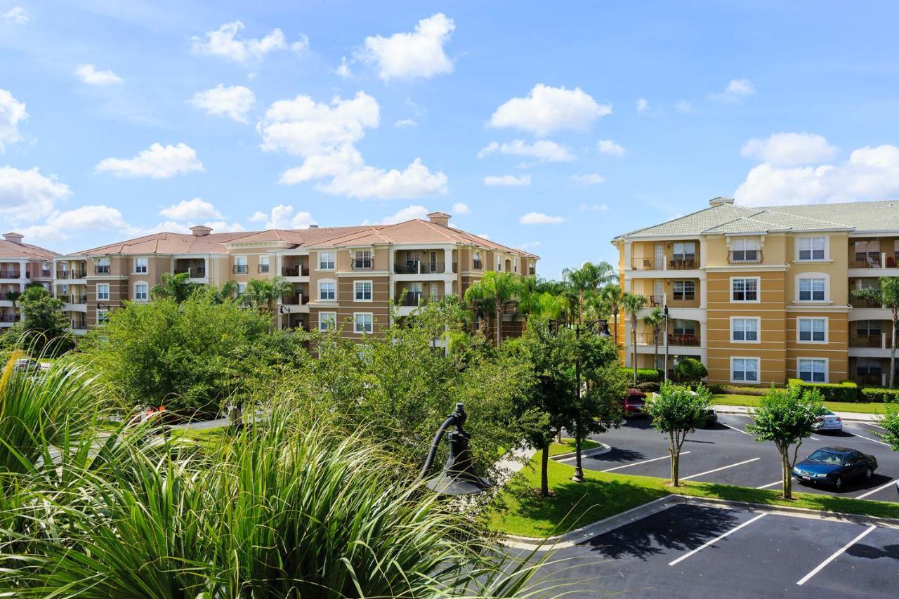 4br 2bath Balcony 5min Conv Center 2020ft Holiday home
