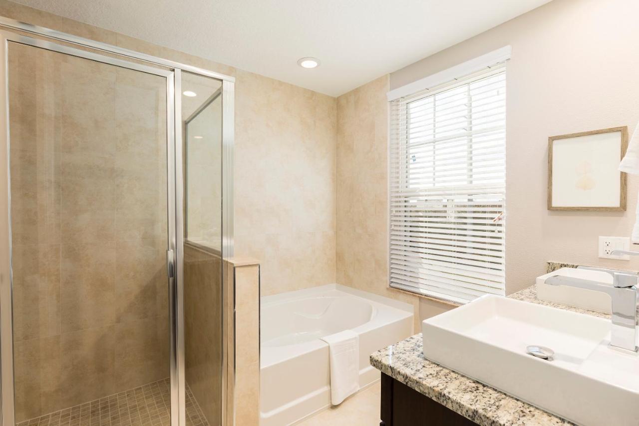 6 Bedroom 7 Ba Family Getaway 5 Min To Disneyworld Orlando