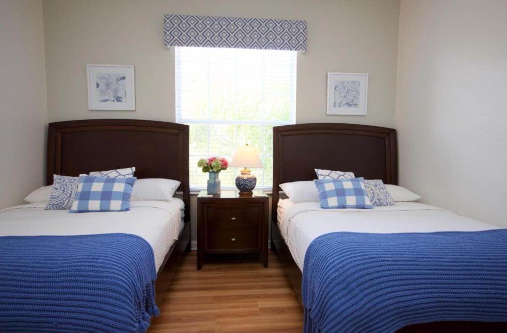 Vista Cay Epic, New! *
