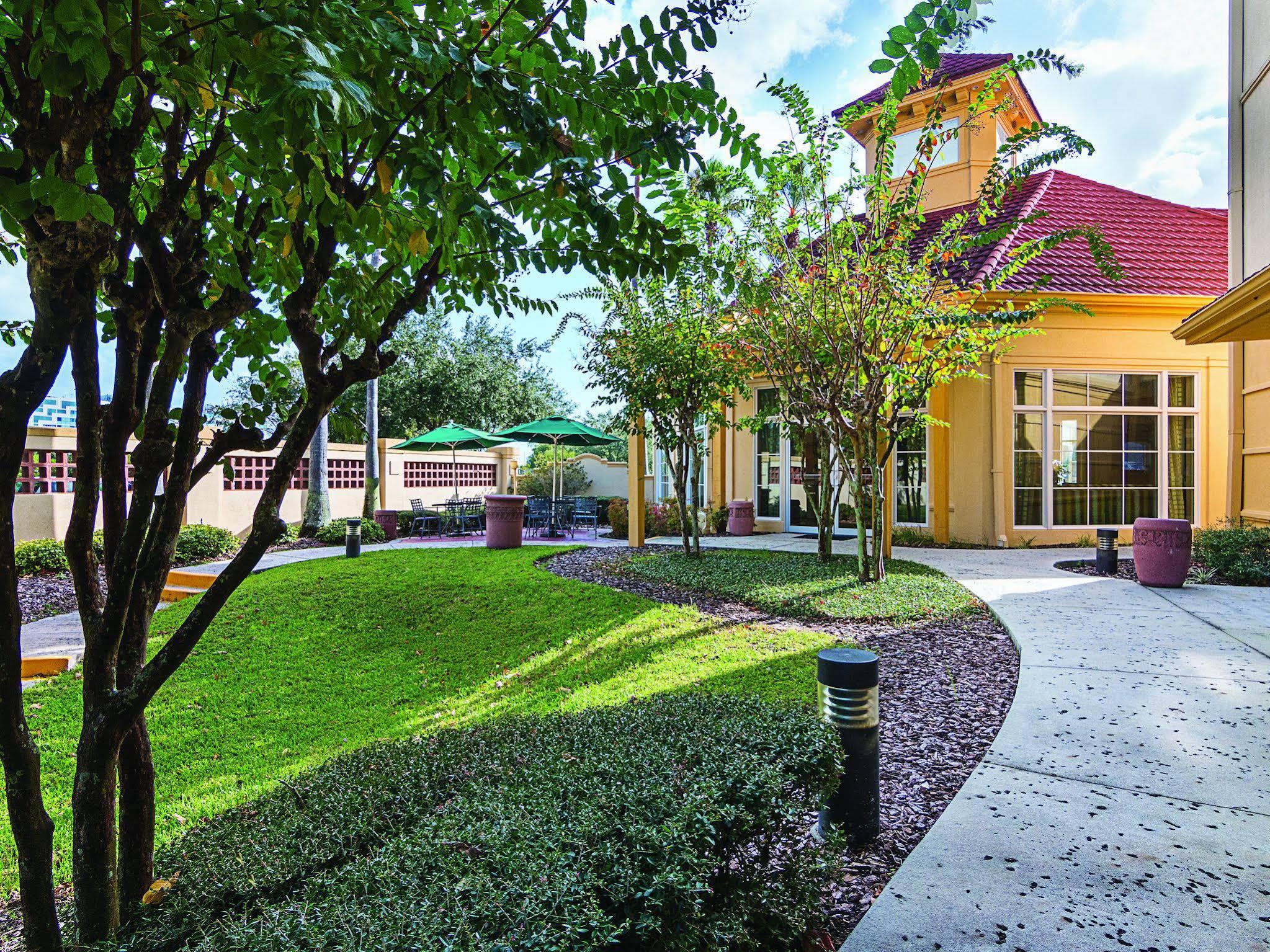 Hotel La Quinta By Wyndham Airport North