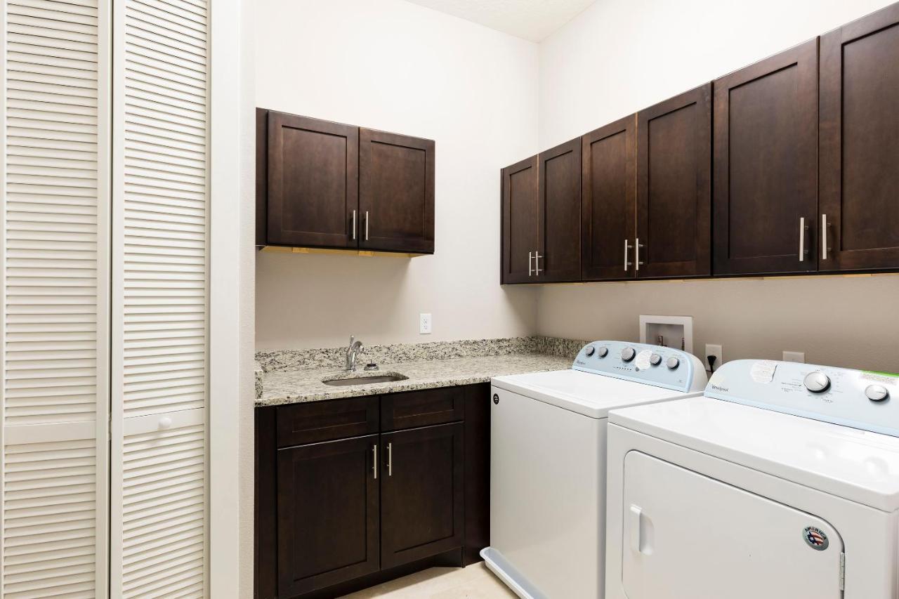 6 Bedroom 7 Ba Family Getaway 5 Min To Disneyworld * Orlando
