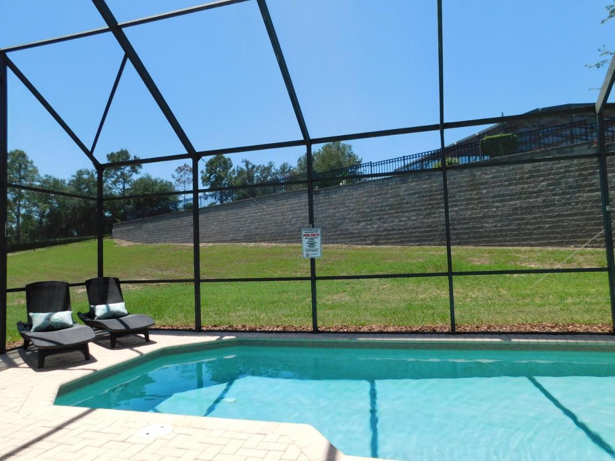 Villa Theme 6 Bedroom In Windsor Hills *