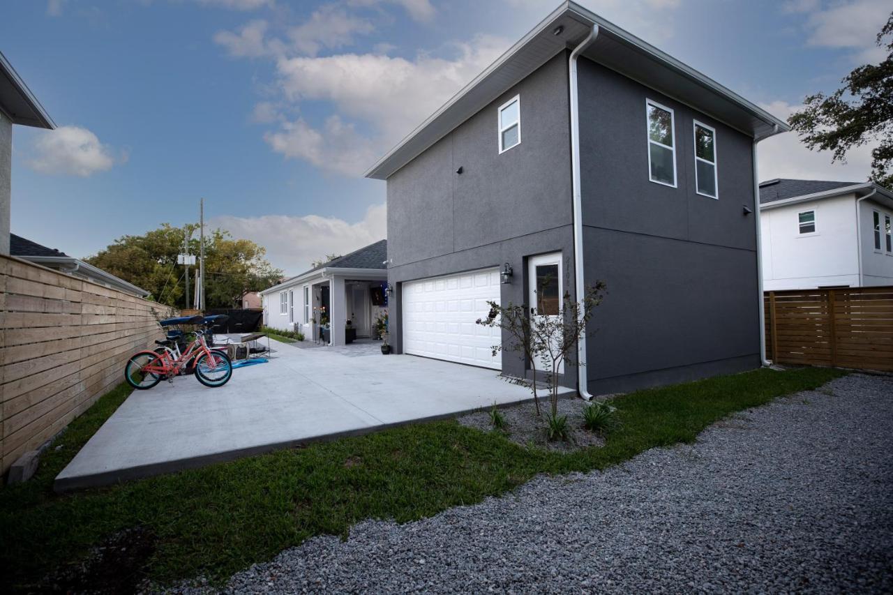 Pet Friendly Modern Zen Retreat With Hot Tub!