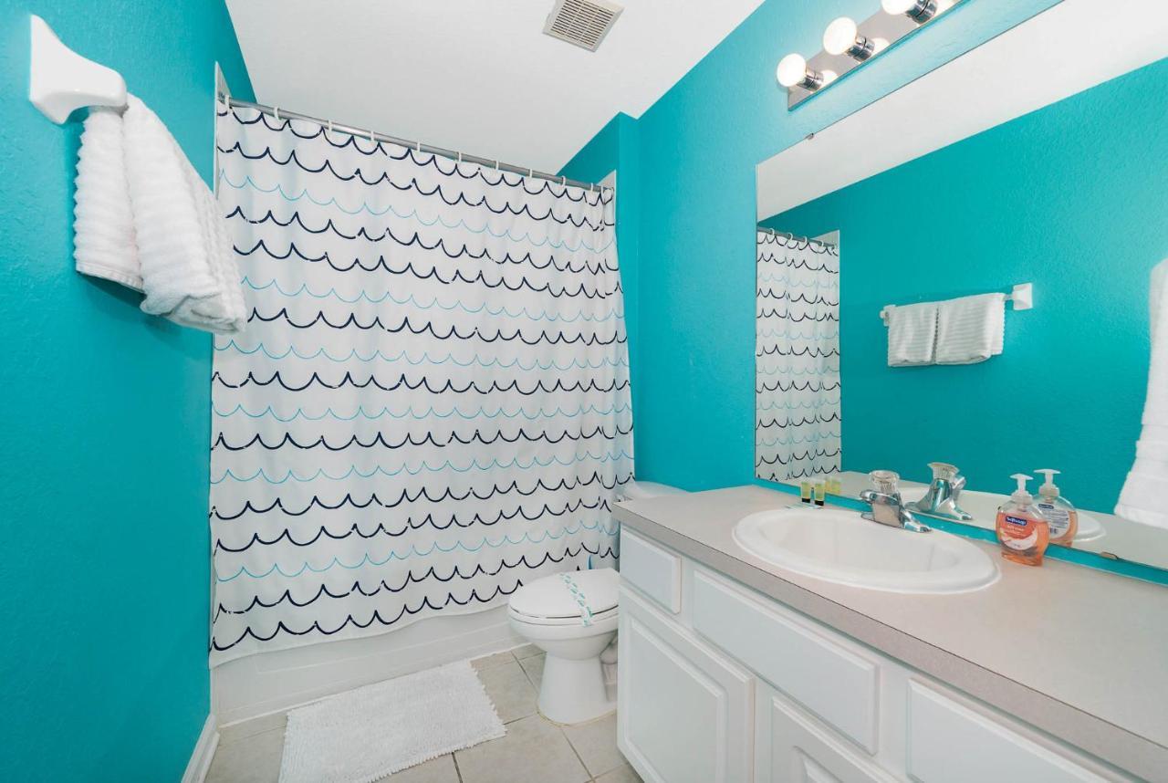 Theme 6 Bedroom In Windsor Hills *