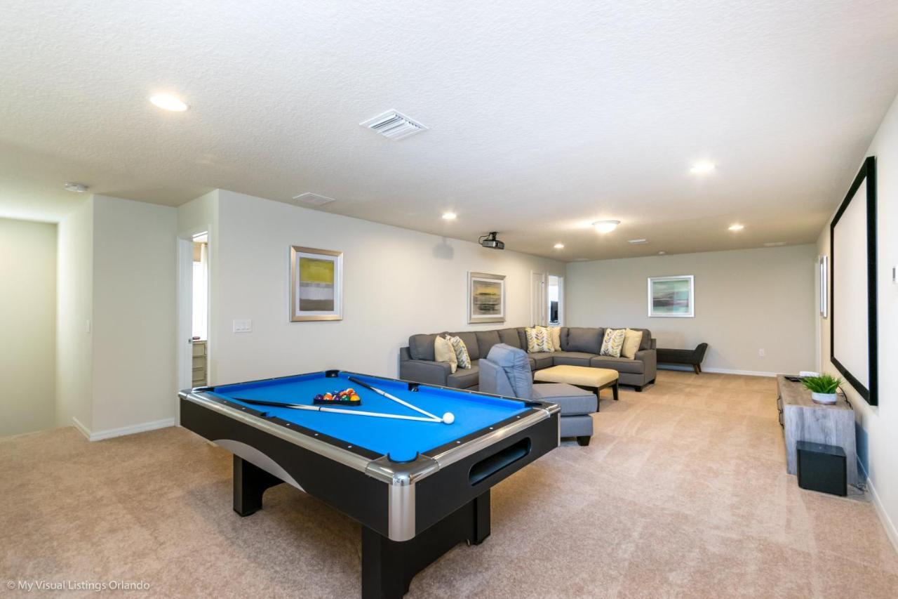 Villa Simple And Beautiful! 8bed Pool 1852nc Orlando