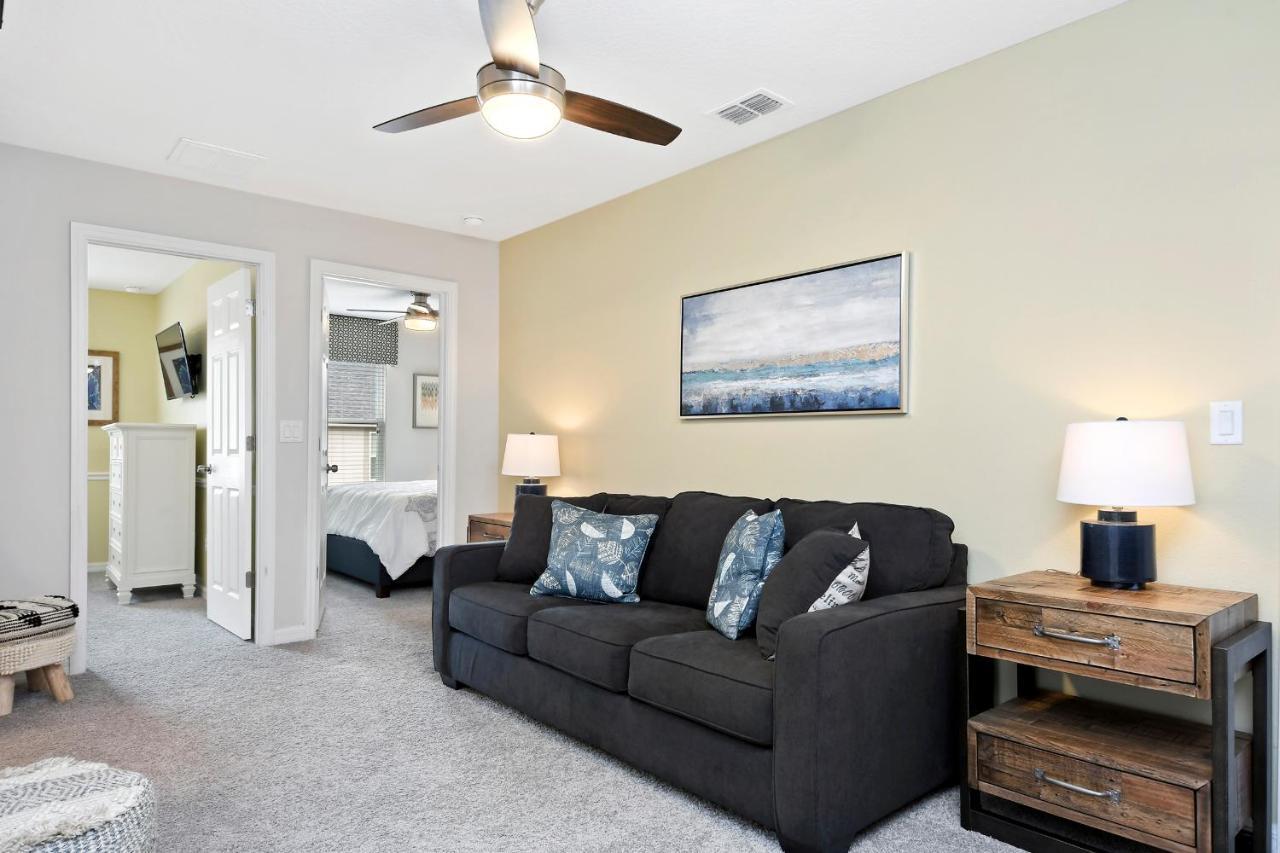 Gorgeous 4bed Splash Pool At Solara! 1600cpc