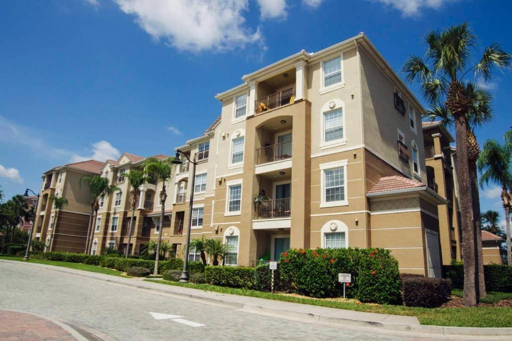 Pleasant And Spacious Town Near The Convention Center #3vc107 Holiday home Hunters Creek