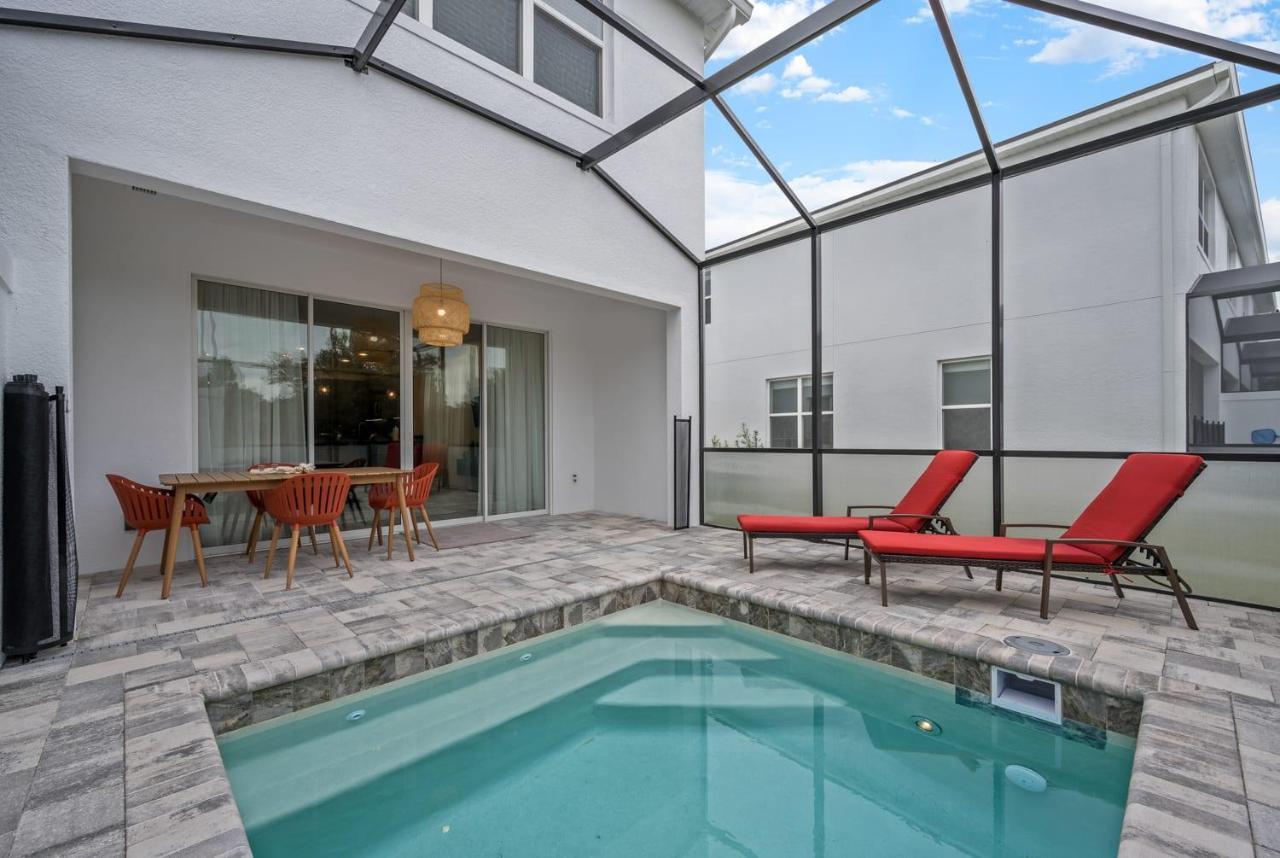 Luxury With Amazing Themed Bedrooms Holiday home Orlando