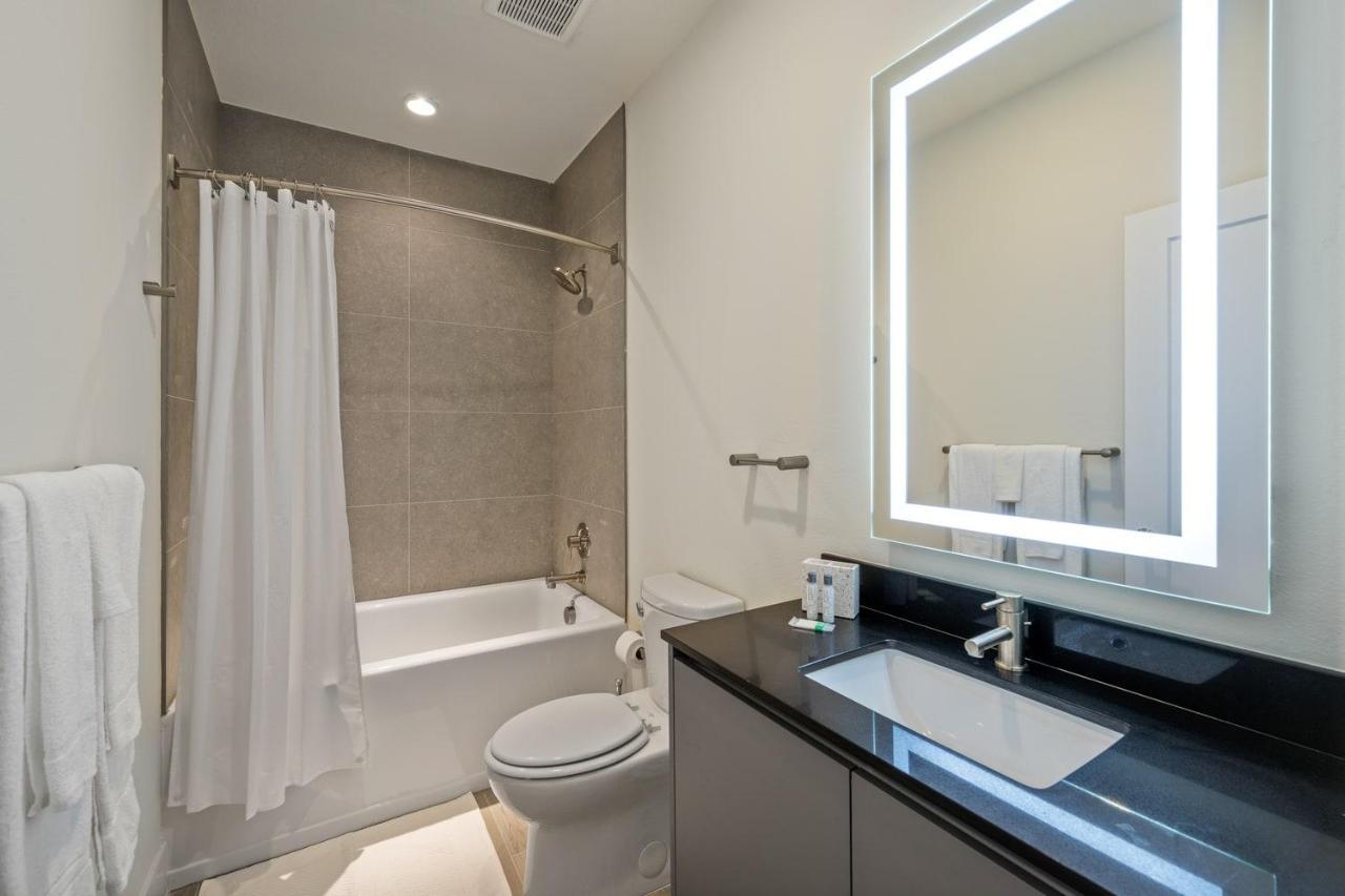 Luxury With Amazing Themed Bedrooms Holiday home Orlando