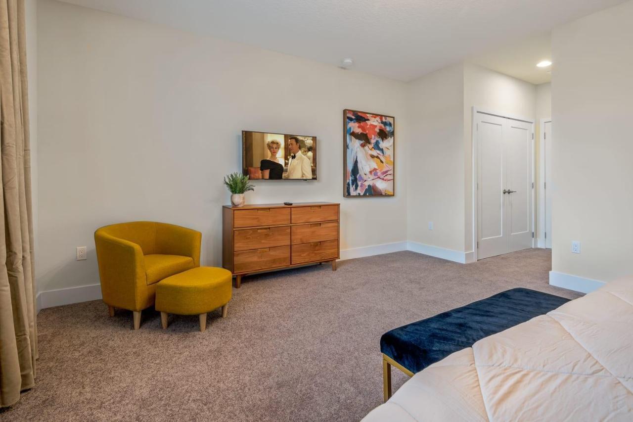 Luxury With Amazing Themed Bedrooms Holiday home Orlando