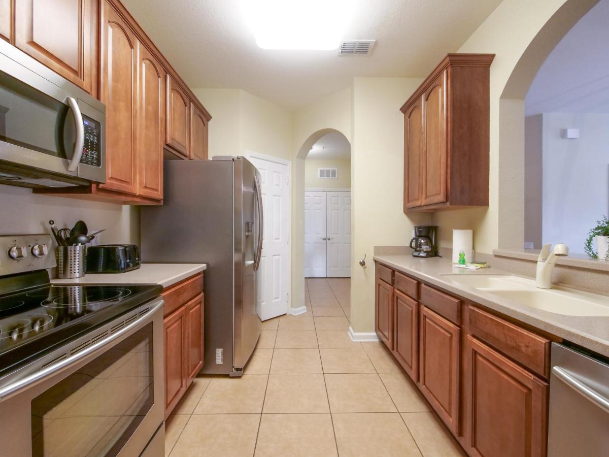3br 2bath Balcony 5min Conv Center 1410ft *