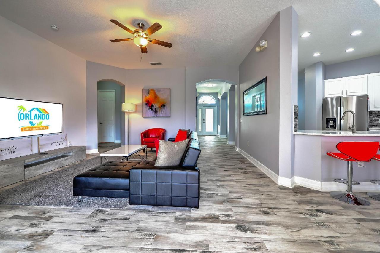 Holiday home Private Pool, Game Room, Near And Universal!!