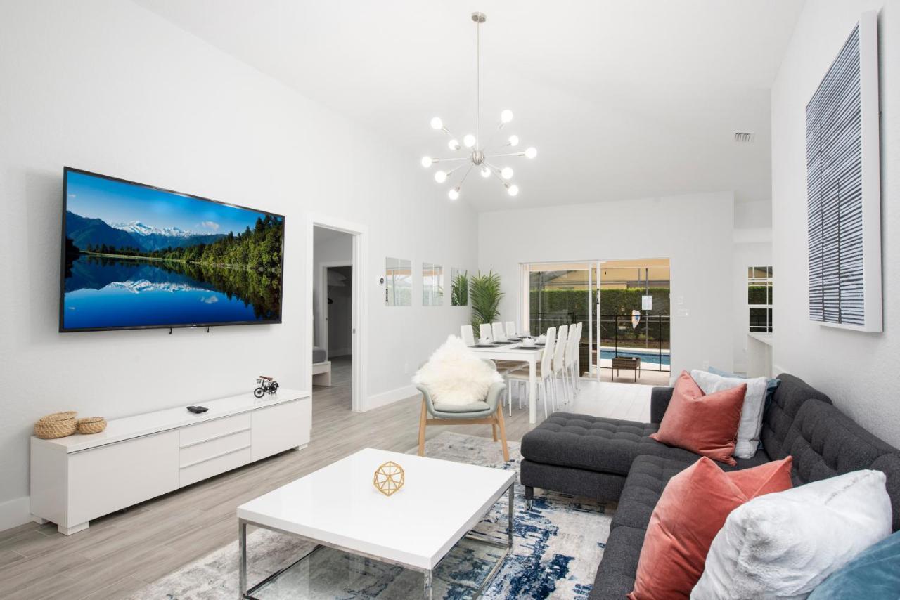 Entire Residential 3br - Near Theme Parks