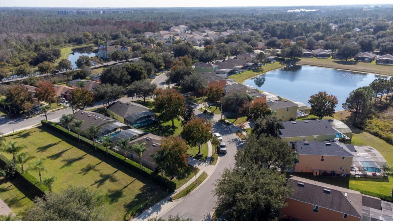 Entire Residential 3br - Near Theme Parks