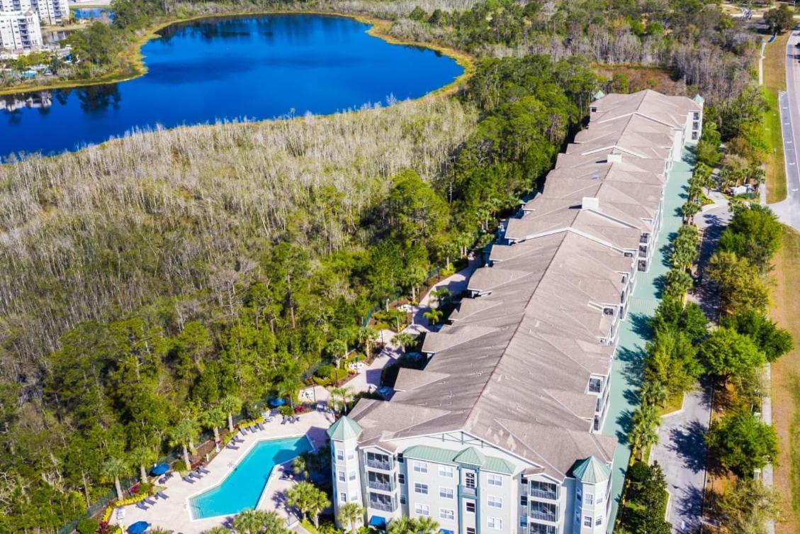 Apartment Bright & Modern 2br With Pool & Hot Tub, Near Disney!
