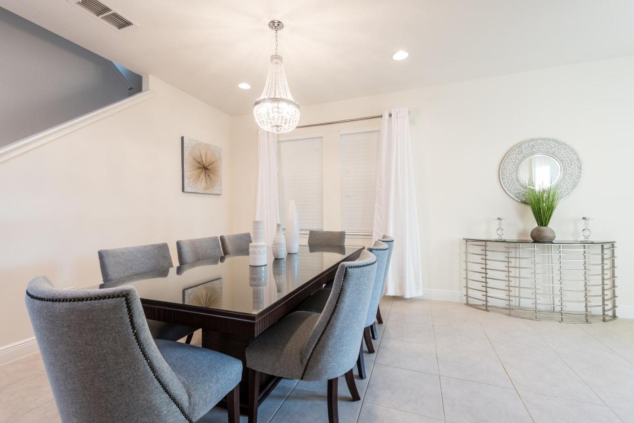 Holiday home Modern With Private Pool And Jacuzzi Near By Rentyl - 7556m Orlando