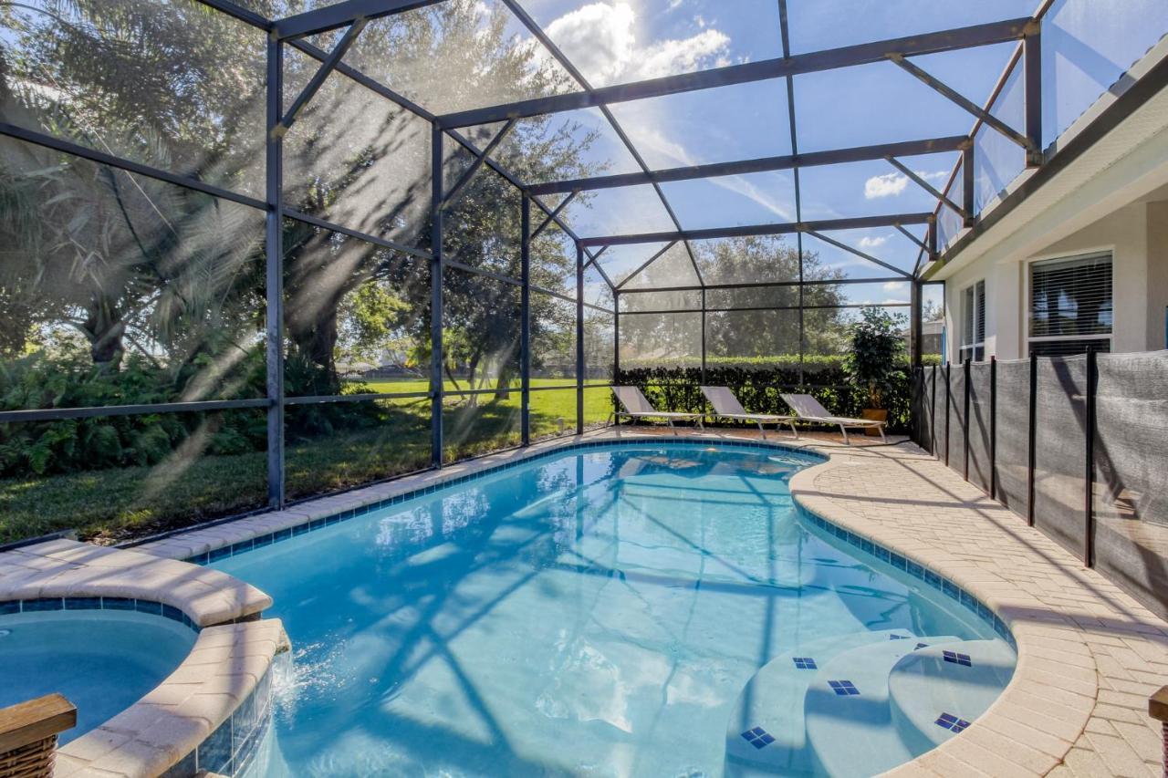 Daze - 5 Bed Windsor Hills Pool