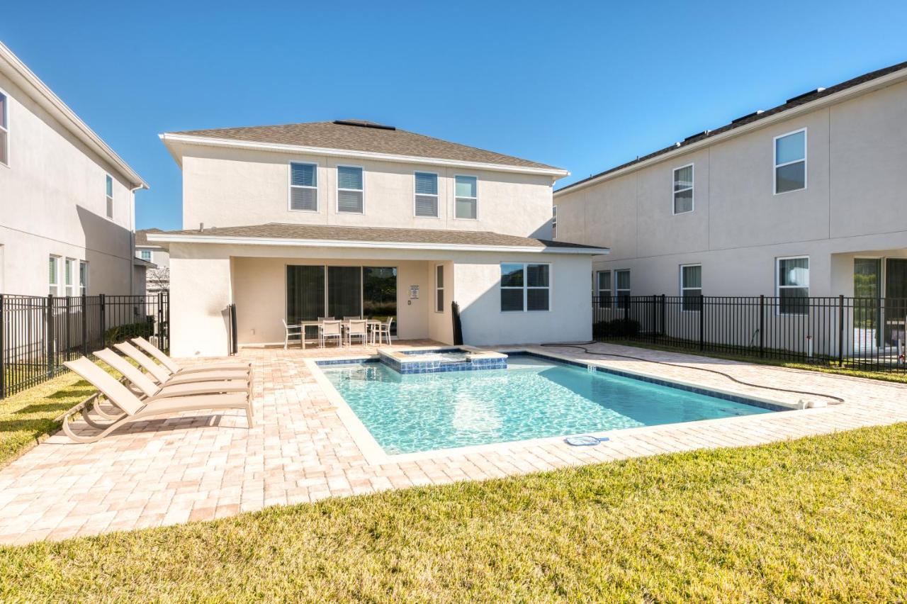 Modern By Rentyl With Private Pool And Game Room, Near - 320a Holiday home Orlando