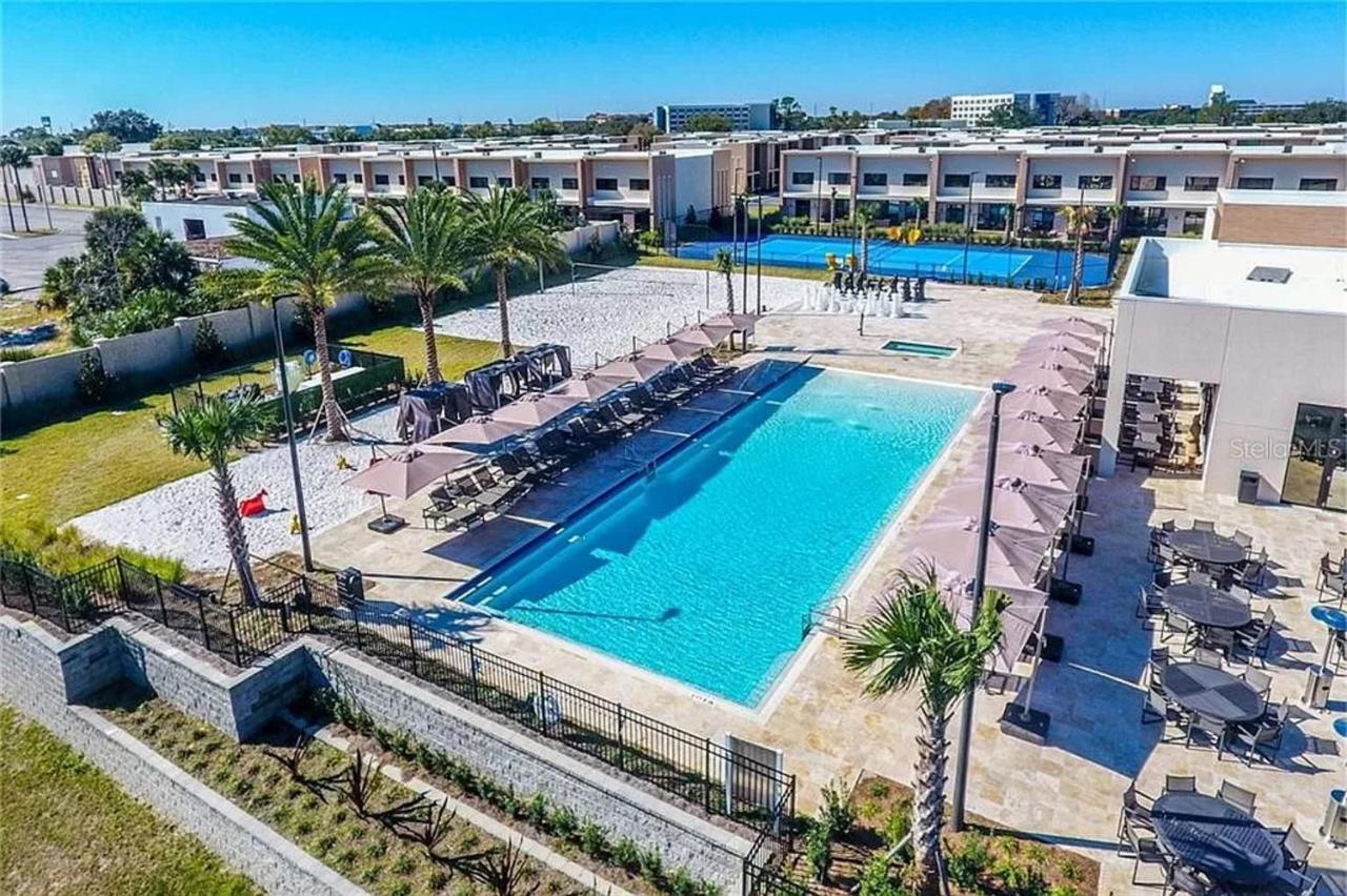 Magic Village 4 Bedroom! Welcome Home! Holiday home