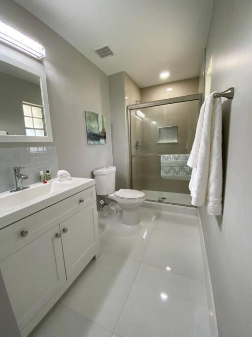 Modern And Stylish 10 Minutes From Mco Airport Orlando