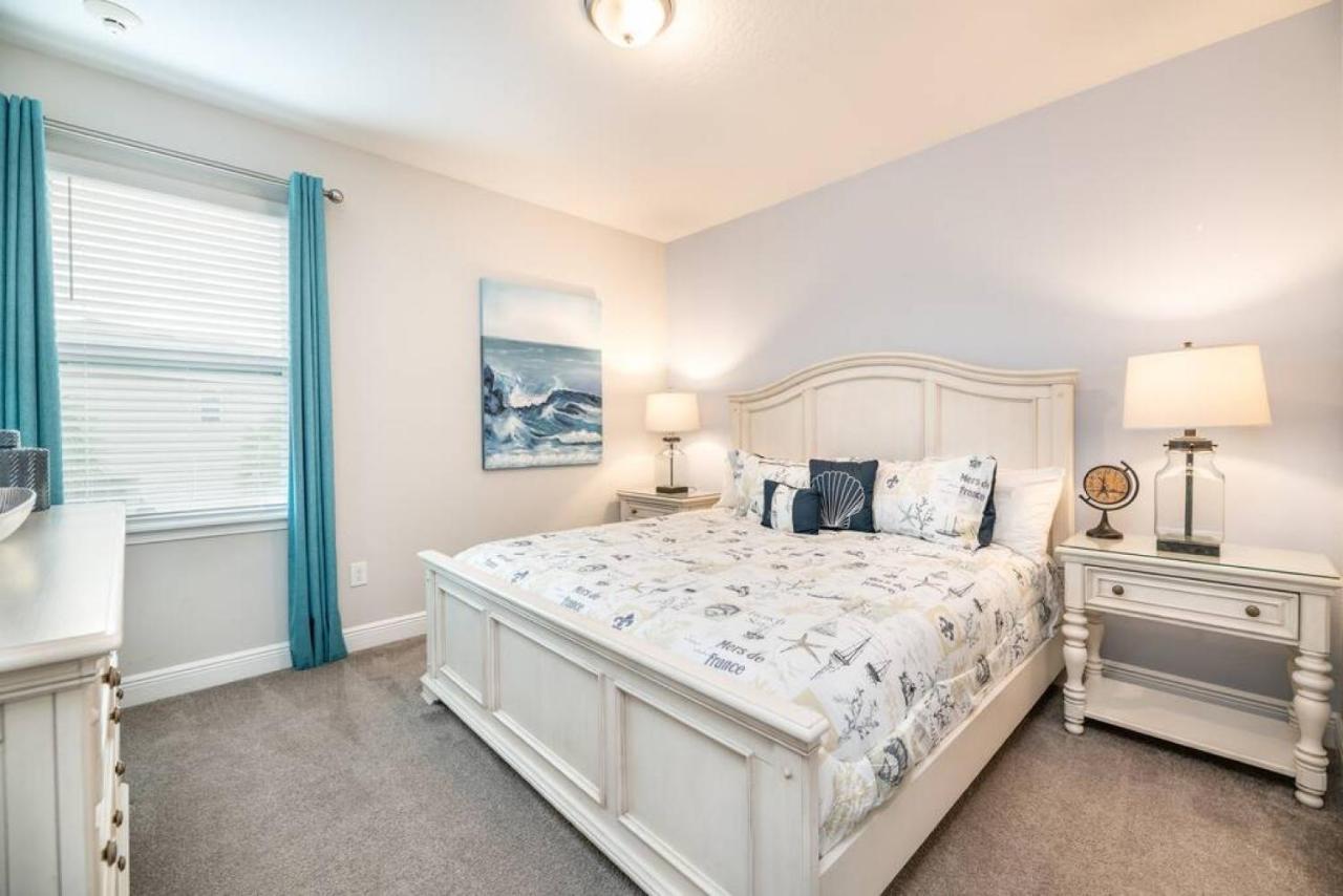 Spacious 8 Bdr Family With Arcades And Free Pool Heat *