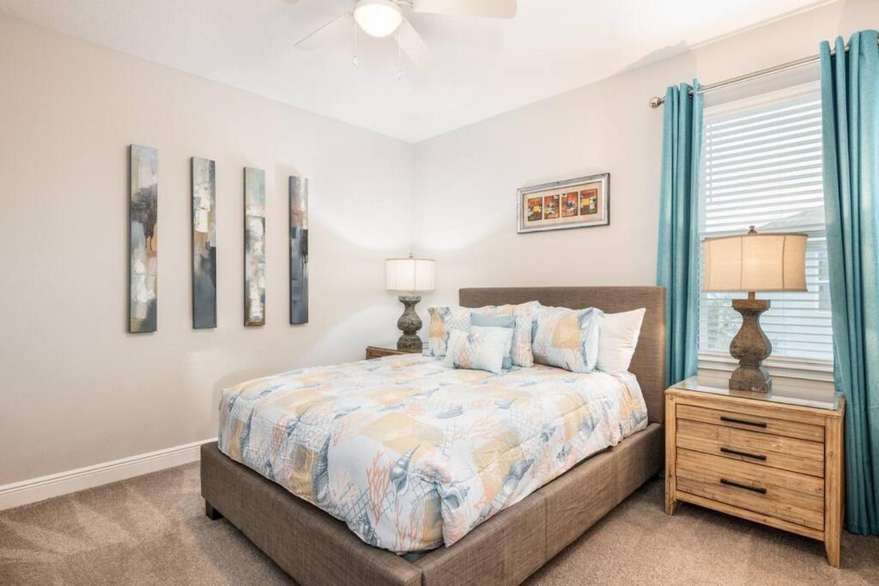 Spacious 8 Bdr Family With Arcades And Free Pool Heat *