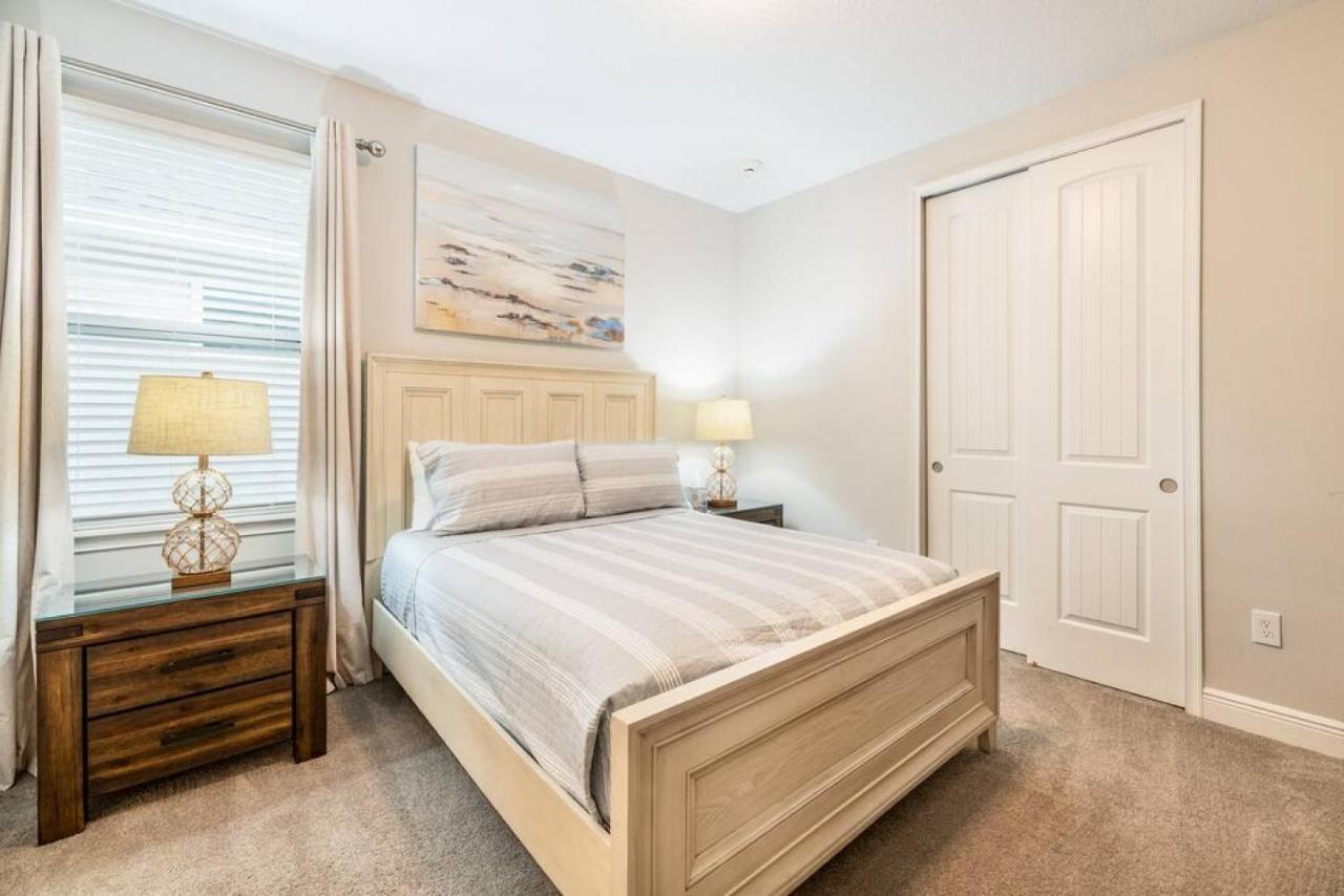 Spacious 8 Bdr Family With Arcades And Free Pool Heat Orlando