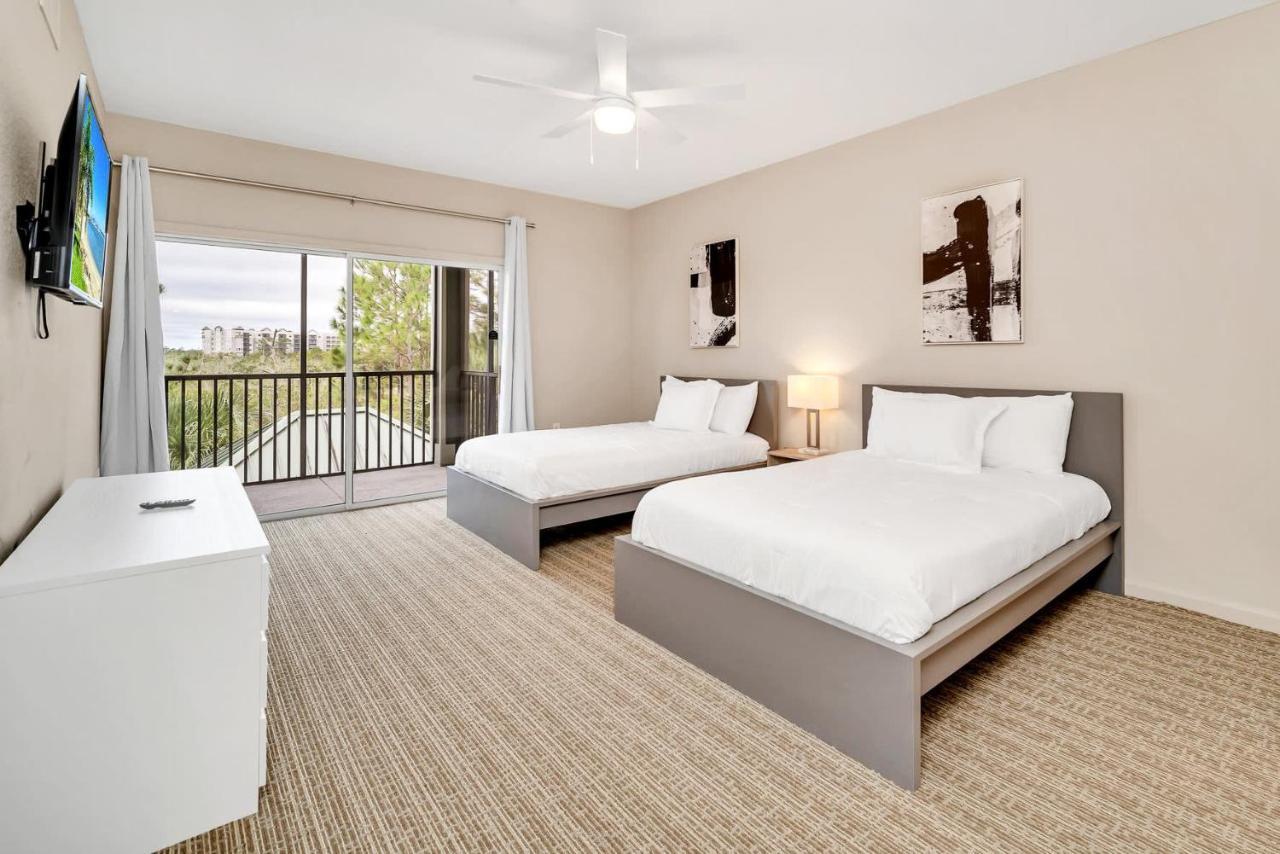 Bright & Airy 2br Condo, Near Disney!