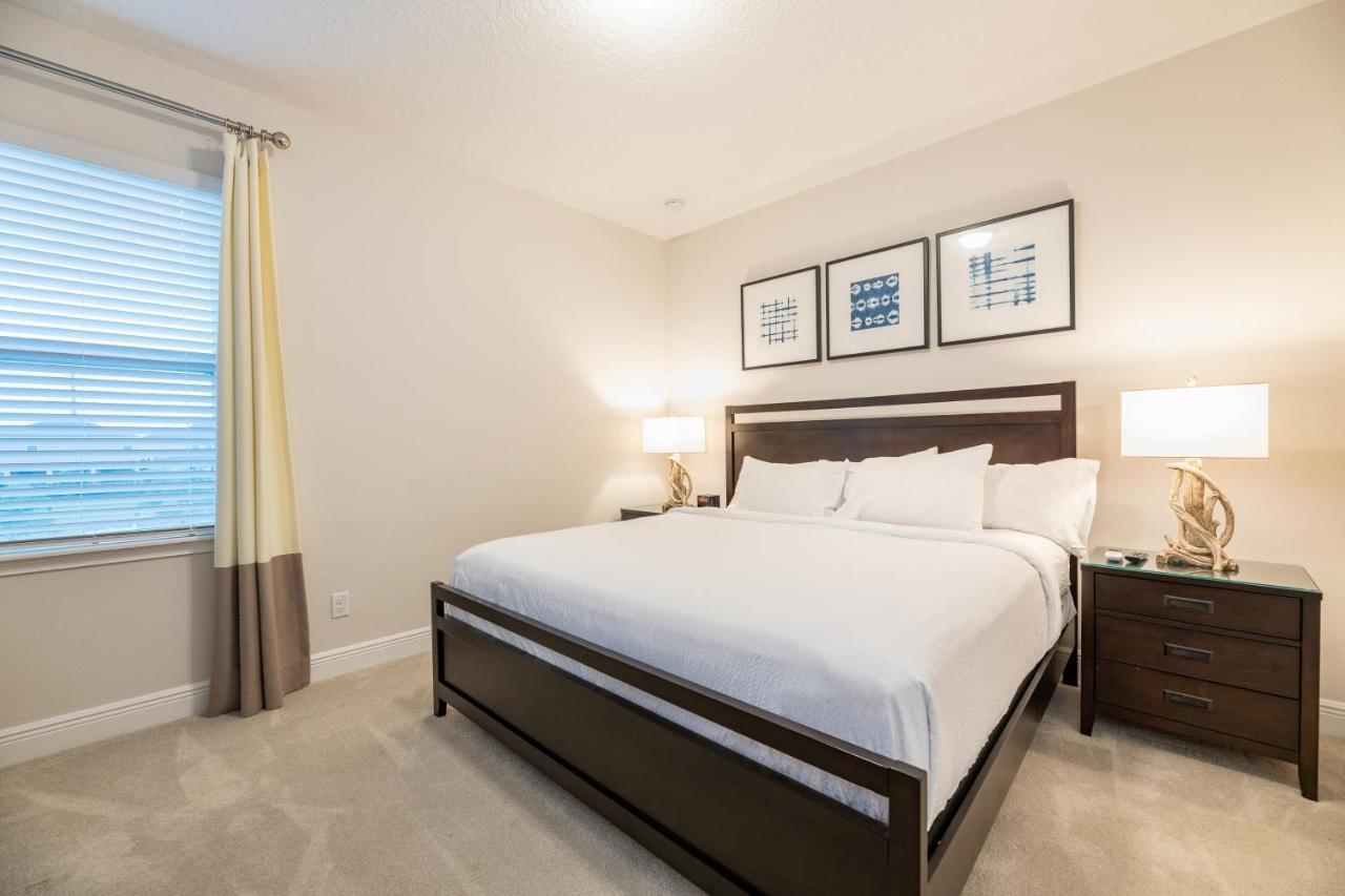Modern By Rentyl With Private Pool And Game Room, Near - 320a *