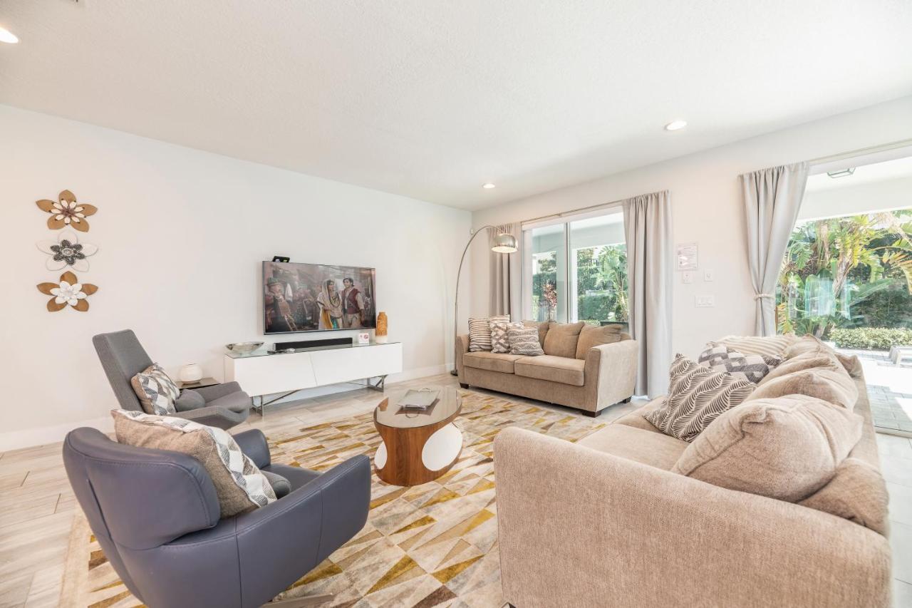 Amazing With Game And Private Pool Near By Rentyl - 7649w Holiday home Orlando