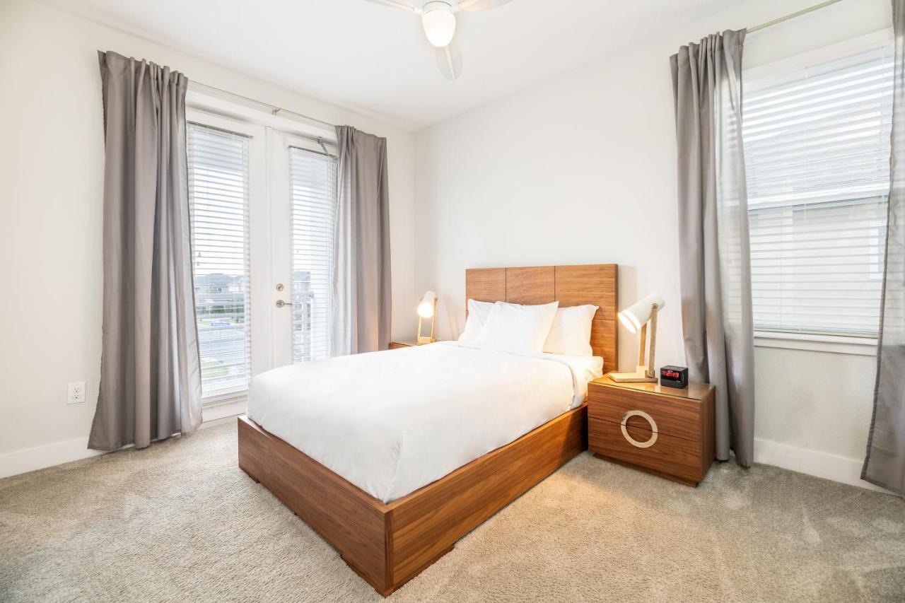 Amazing With Game And Private Pool Near By Rentyl - 7649w Holiday home