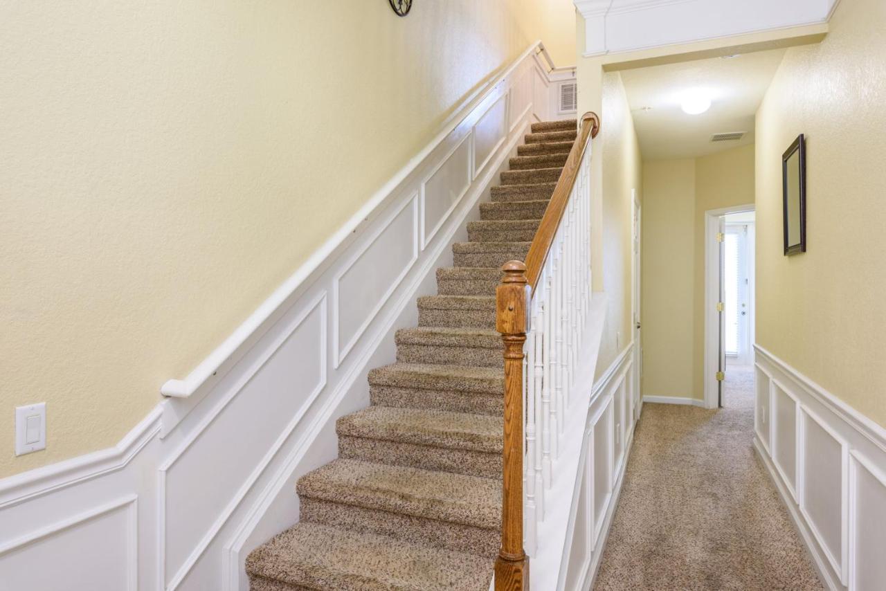 Vista Cay Direct Townhomes By Millennium Management Holiday home *