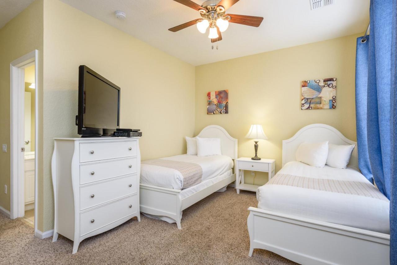 Vista Cay Direct Townhomes By Millennium Management Holiday home Hunters Creek