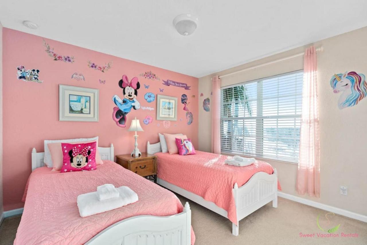 Villa Facing The Lake, Corner Beauty W Pool -2mi To Disney - Grand Opening Orlando