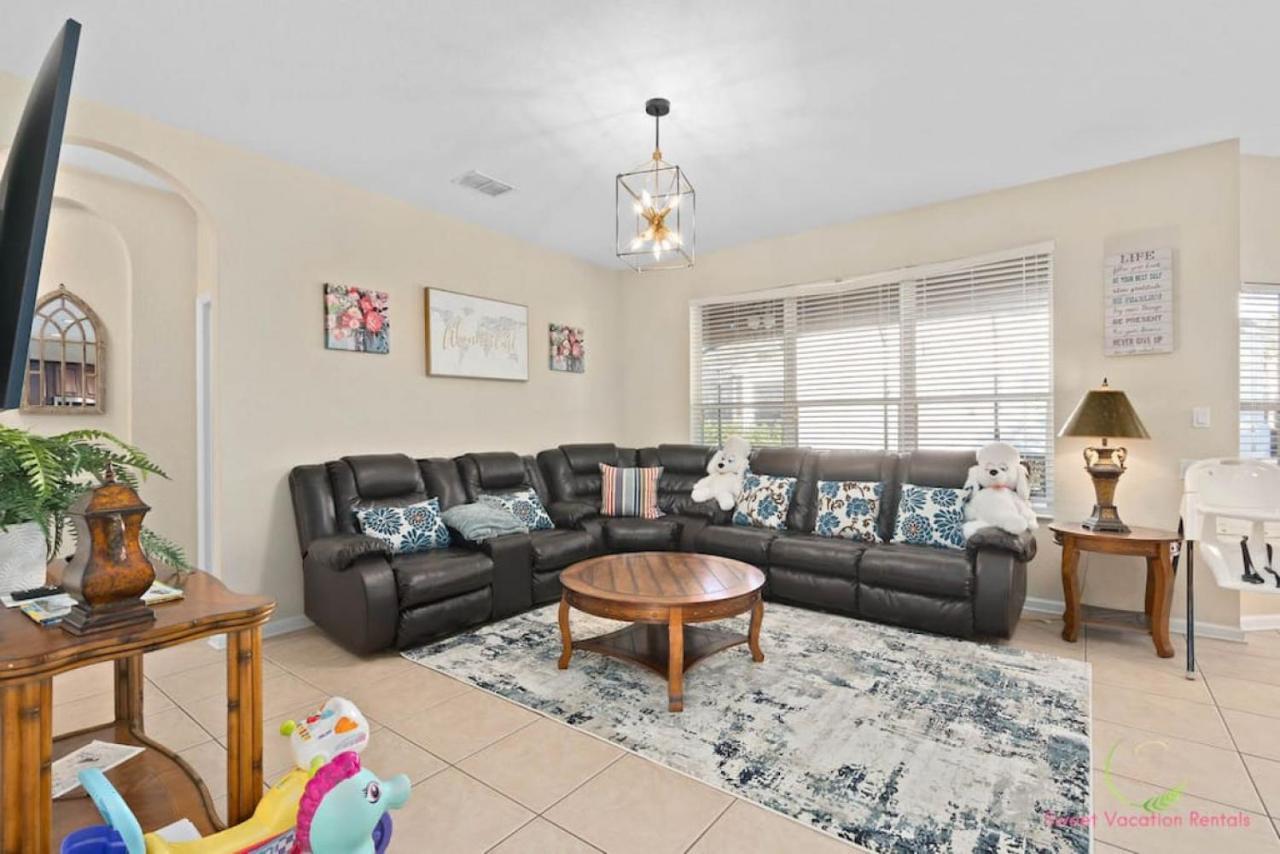 Facing The Lake, Corner Beauty W Pool -2mi To Disney - Grand Opening Villa *