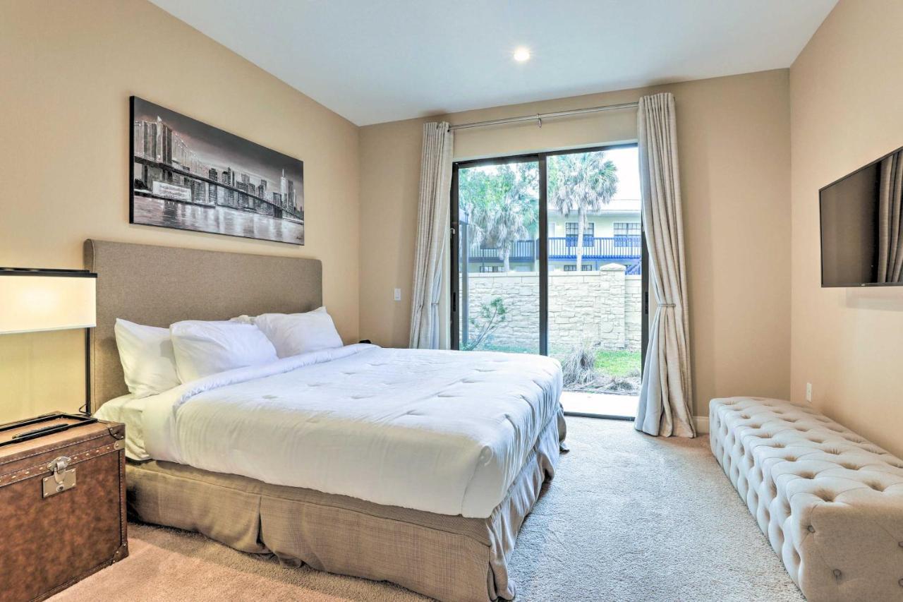 Magic Townhome About 5 Miles To Parks!