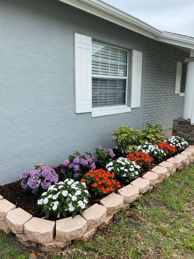 Modern And Stylish 10 Minutes From Mco Airport Holiday home *