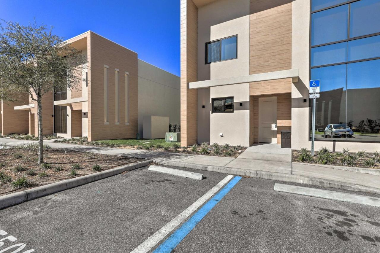 Holiday home Luxe Kissimmee Getaway About 2 Mi To World Orlando