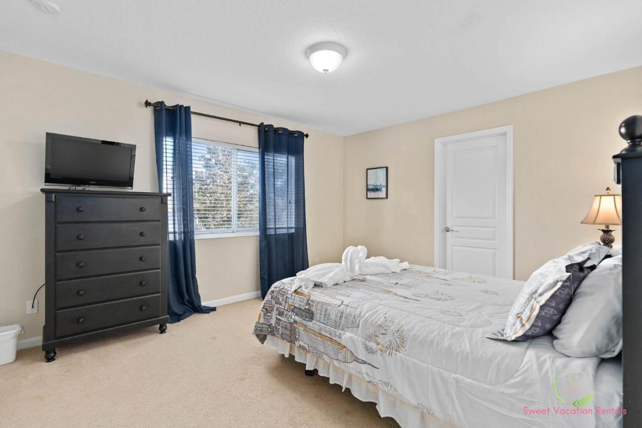 Facing The Lake, Corner Beauty W Pool -2mi To Disney - Grand Opening Villa