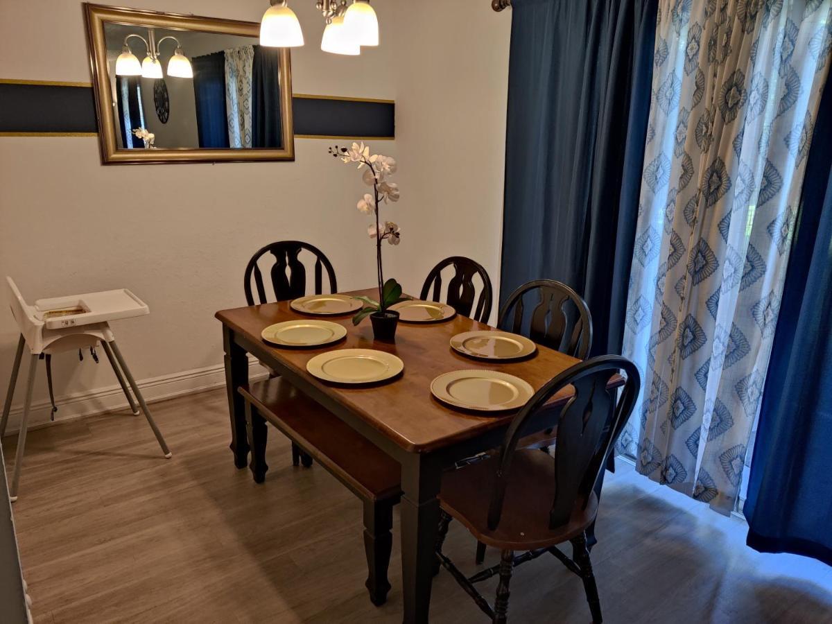 Centauri Vacation Rentals: 2-bedroom Getaway With Free Parking * Orlando