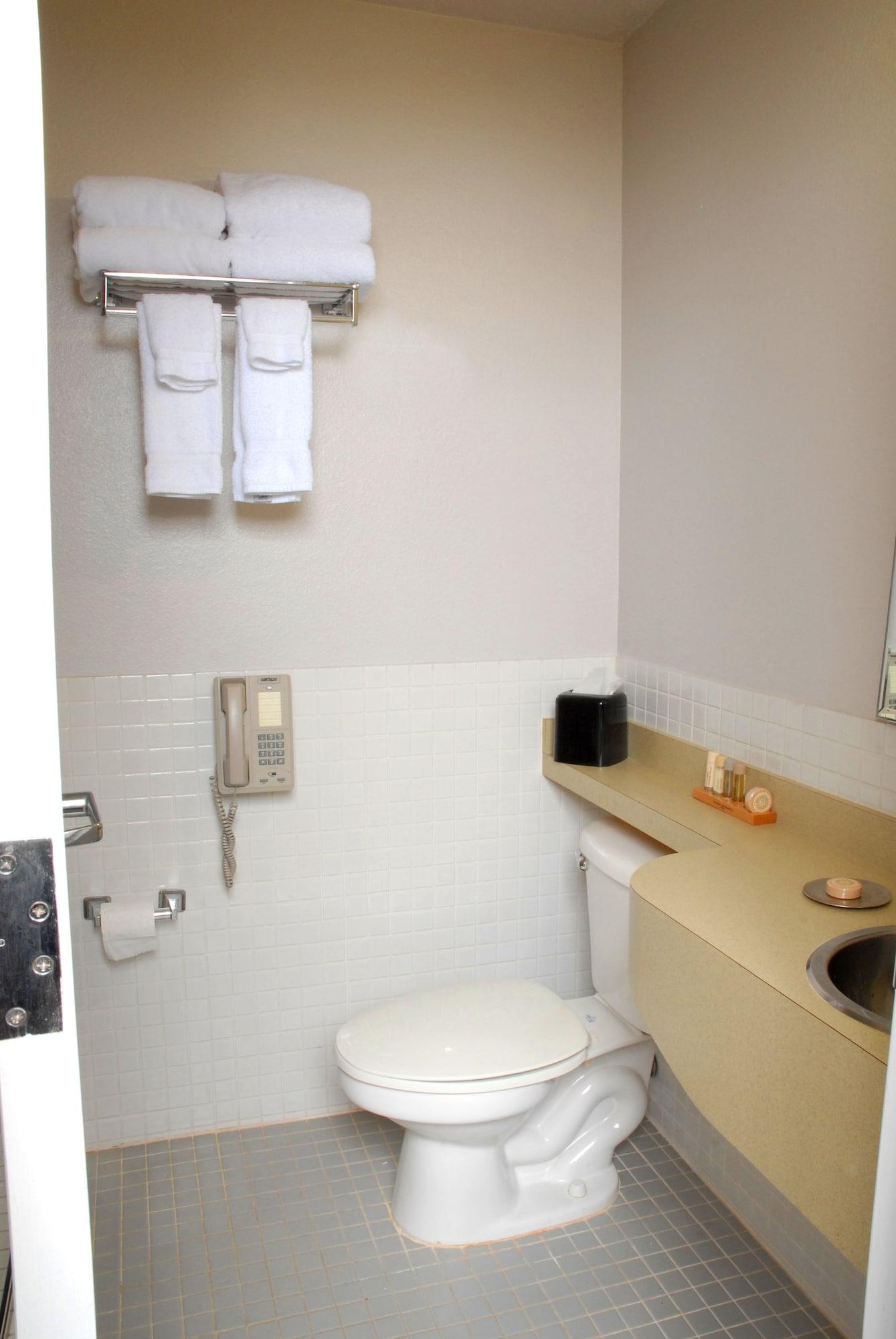 The Eo - Downtown 3*