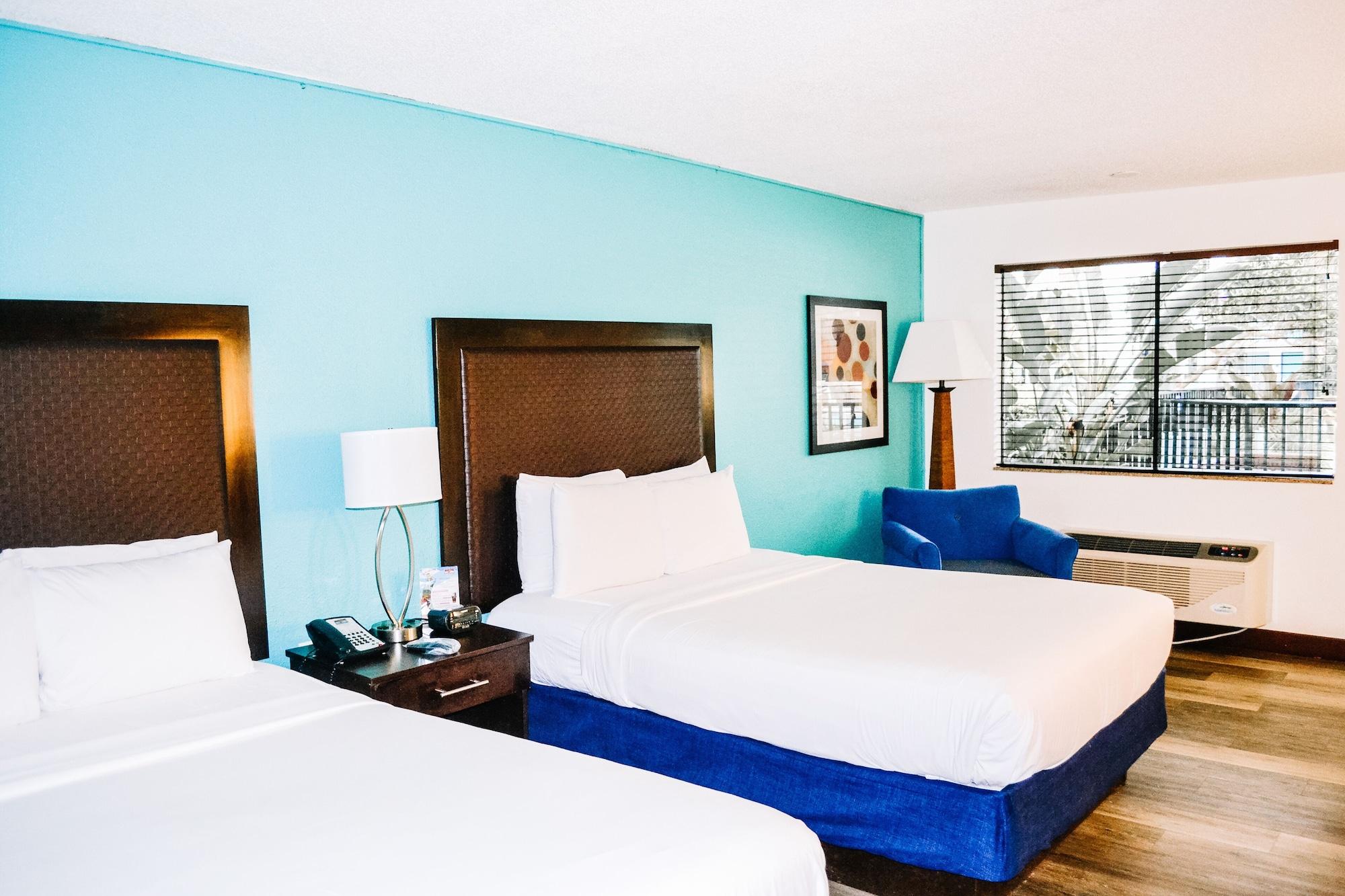 Coco Key & Water Park Resort 3*