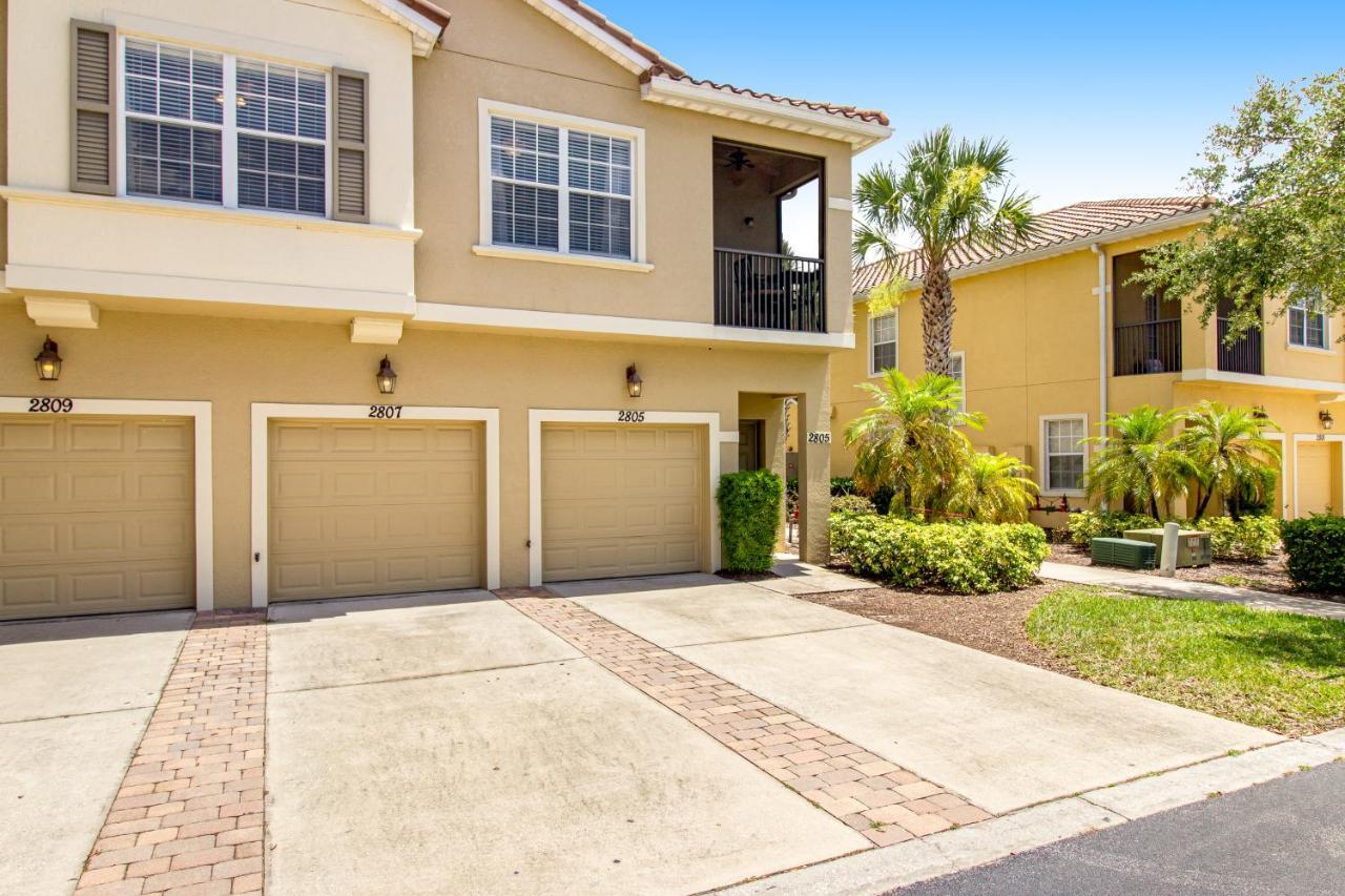 Oakwater 2805 Hotel Orlando