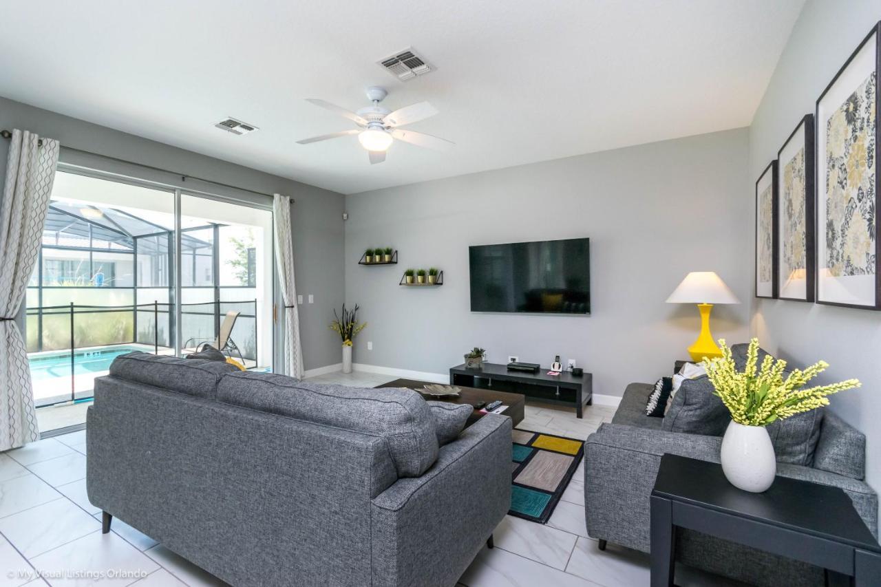 Holiday home Modern W Private Pool & Near Orlando
