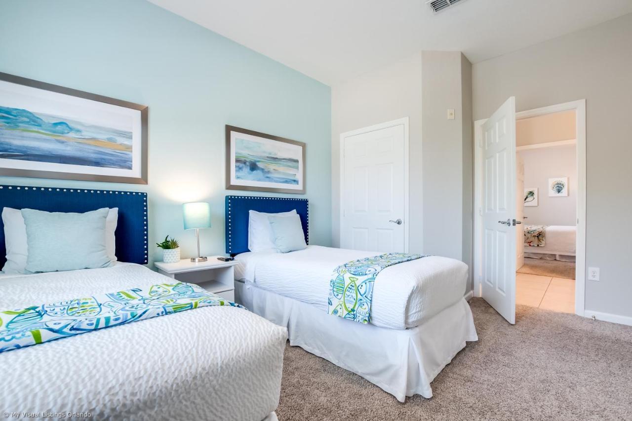 Spacious Vista Cay Condo, Near Pool Apartment