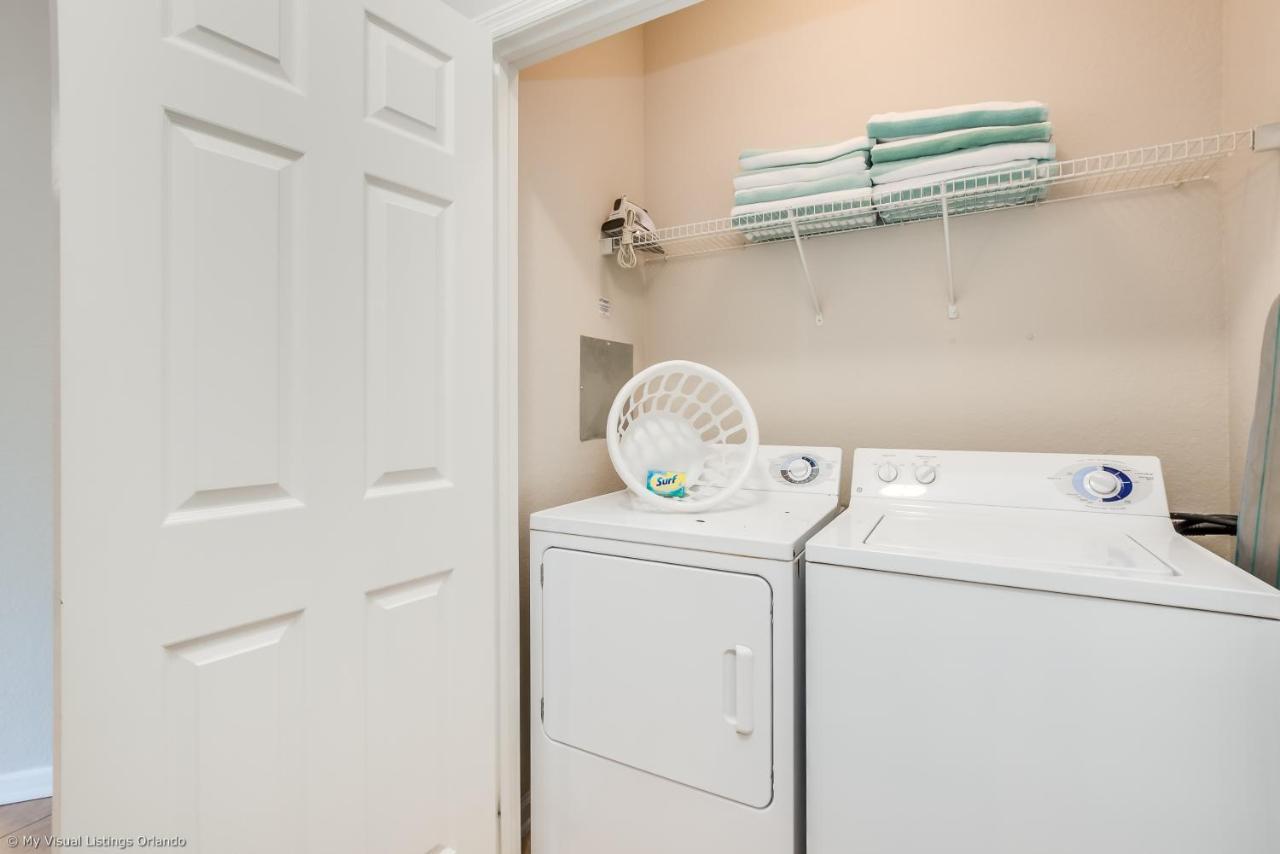 Spacious Vista Cay Condo, Near Pool Apartment *