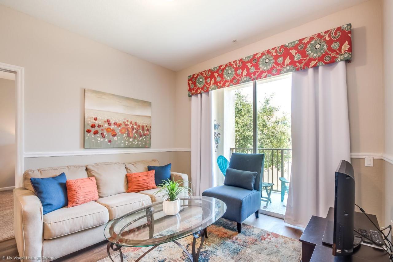Spacious Vista Cay Condo, Near Pool Orlando