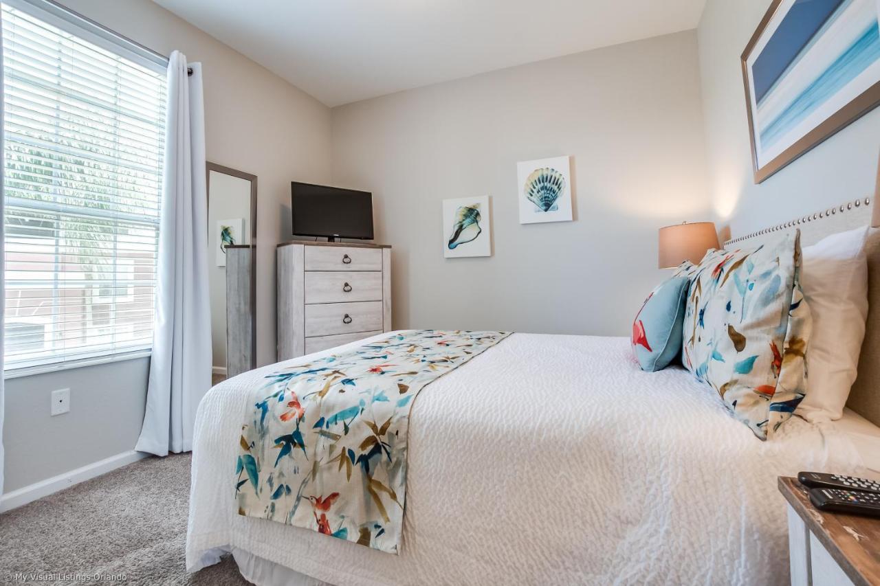 Spacious Vista Cay Condo, Near Pool Apartment *