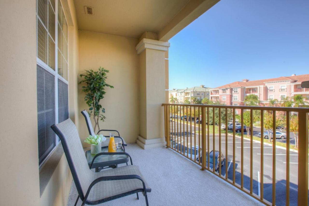 Lovely Third-floor Vista Cay Orlando